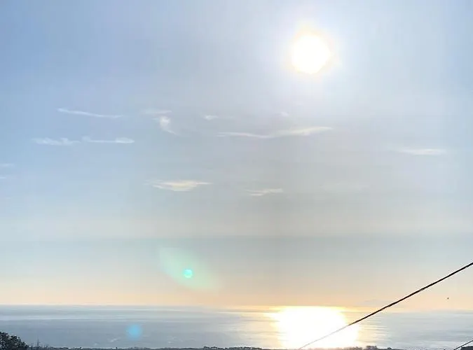Leve Du Soleil Sur La Nyaraló *